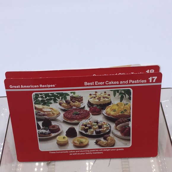 Vintage Great American Recipes Cards in Plastic Storage Box - Picture 16 of 16